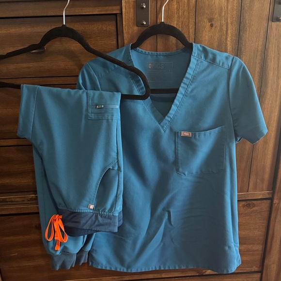 Figs set - Picture 2 of 2